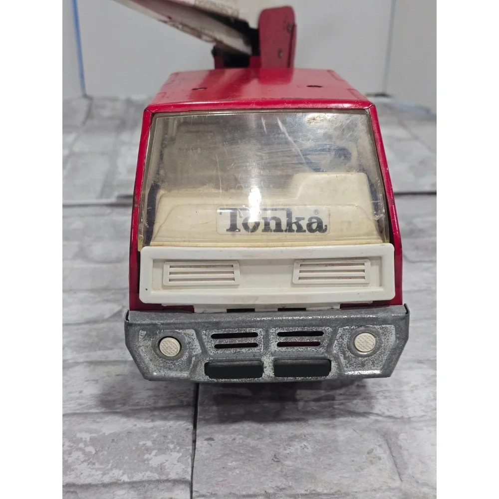 1970's Vintage Tonka Snorkel Fire Truck Pressed Steel Sturdy Red White VIDEO